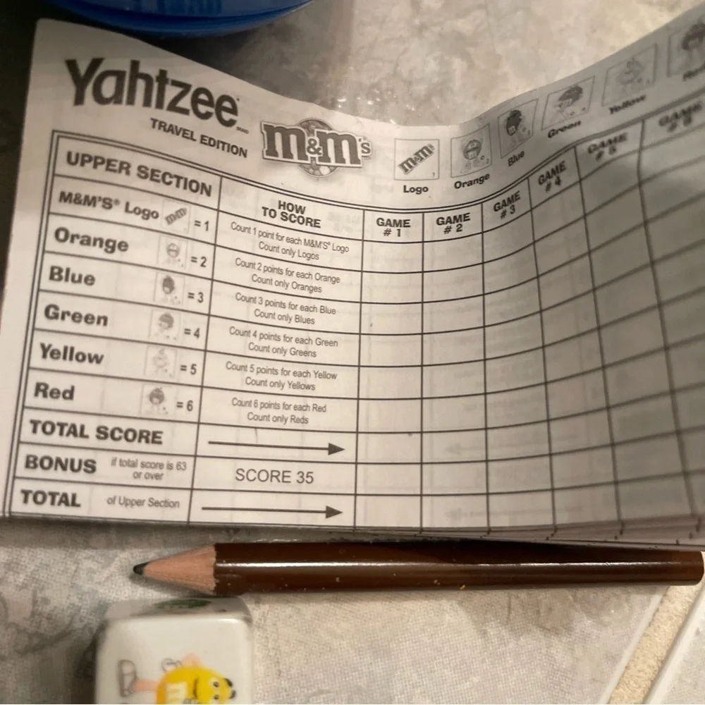 M&M Yahtzee Hasbro Dice Game Travel Edition Blue M&M’s 2008